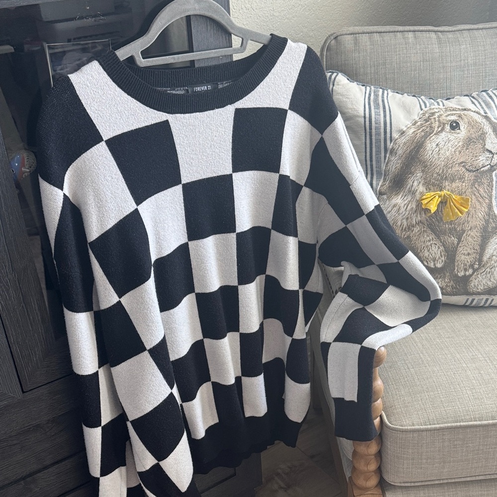 Forever 21 Black and White Checker Knit Sweater